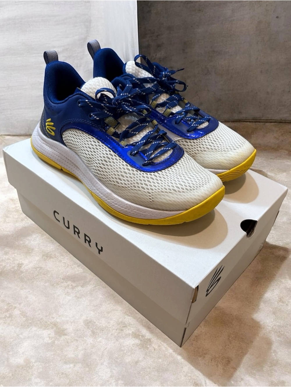 Under Armour Steph Curry 7Y Athletic Shoes- Blue/White/Yellow